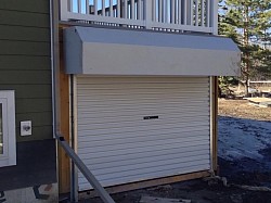 Shutter garage door